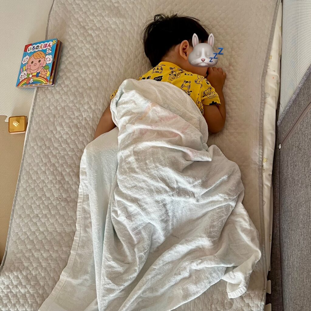 午睡中の息子